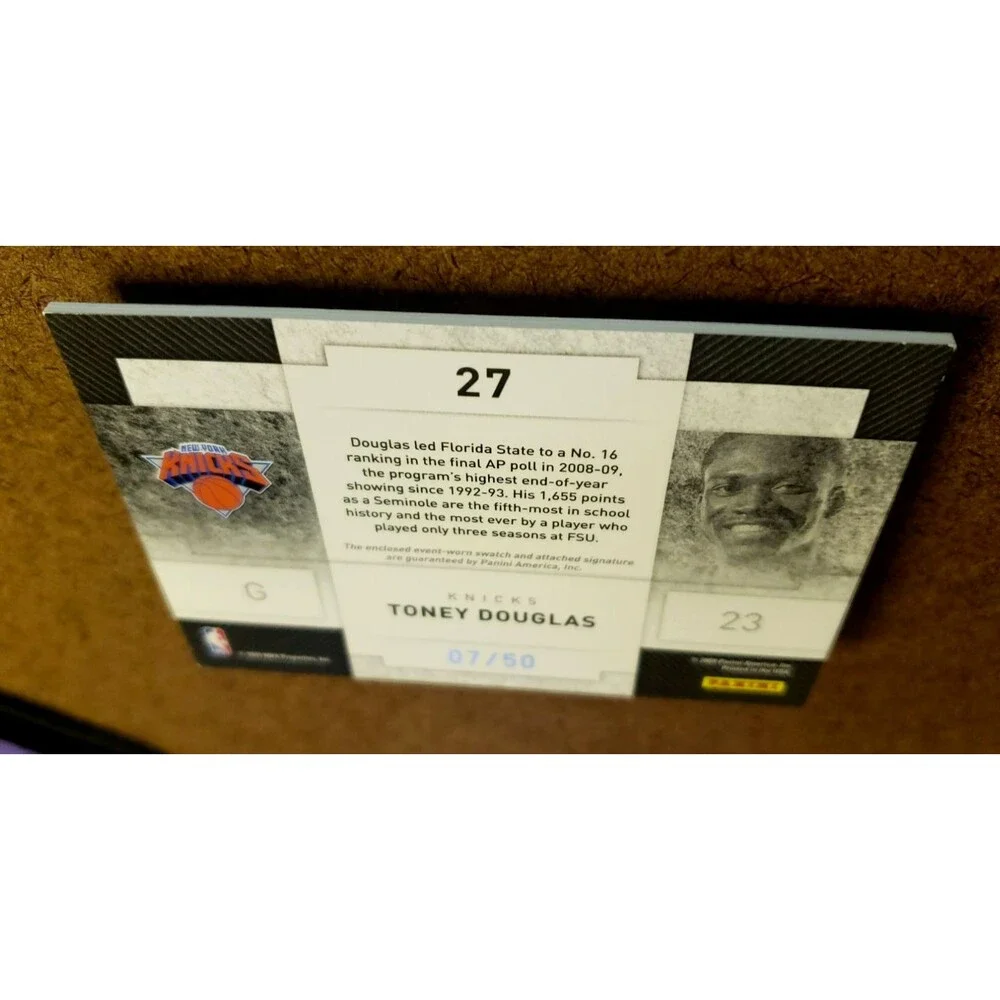 2009-10 Panini Threads Materials TONEY DOUGLAS NBA Card #27 Rookie RC AUTO 07/50